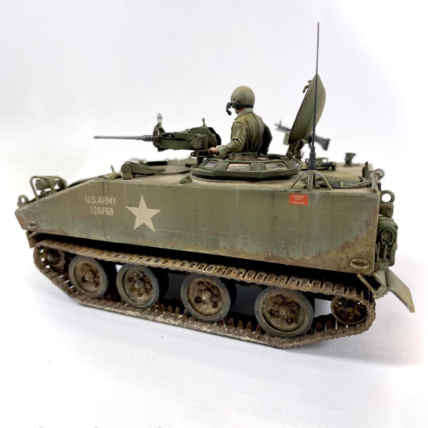 M114 EARLY & LATE CON INTERIOR 2 EN 1 TAKOM 1/35 - Imagen 3