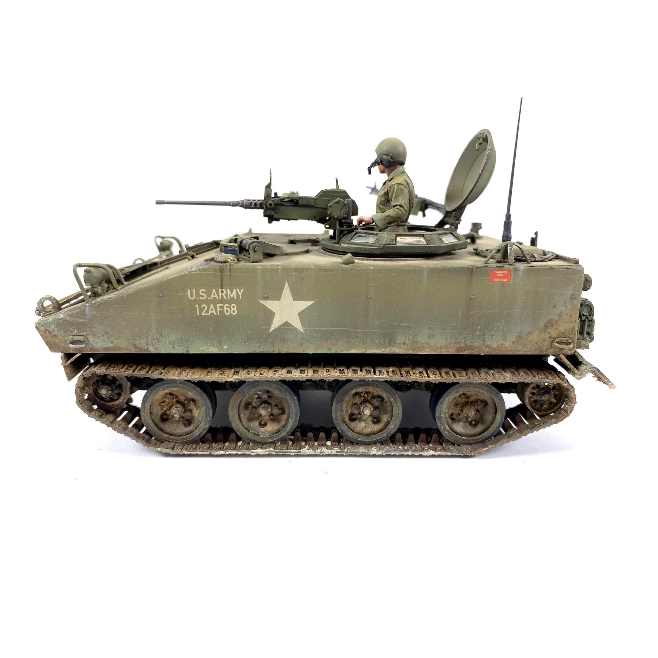 M114 EARLY & LATE CON INTERIOR 2 EN 1 TAKOM 1/35