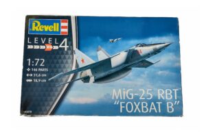 MIG-25 RBT «FOXBAT B» 1/72  (Caja abierta, pero bolsas selladas)