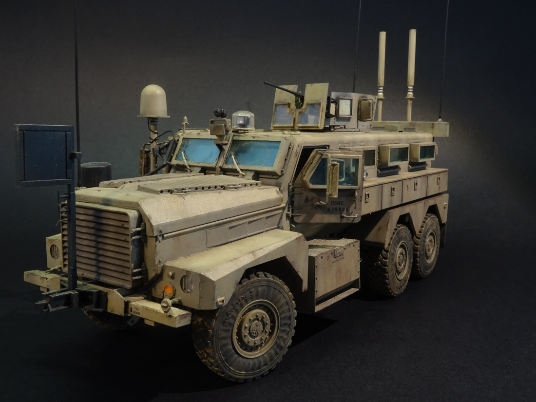COUGAR 6X6 U.S MRAP VEHICLE 1/35 - Imagen 4